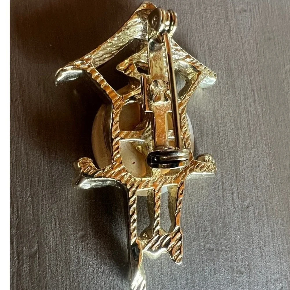 Cuckoo Clock Brooch Vintage Whimsical Pin Pendulum Retro Kitschy Charming Quirky